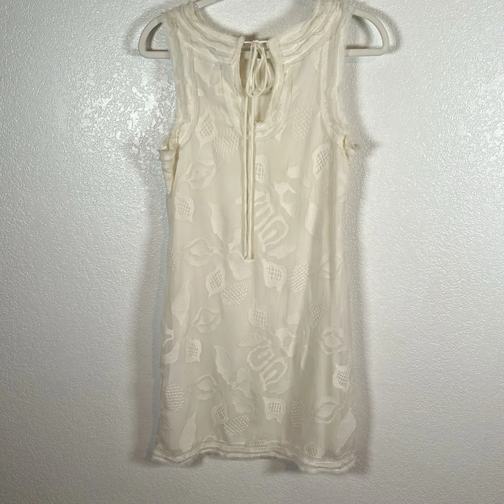 Max Studio Specialty Ivory Embroidered Shift Dress Size Medium